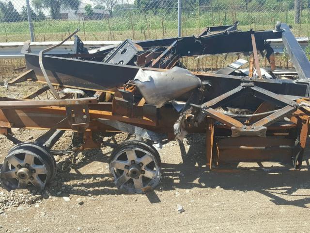 4X4FSAK23BJ025006 - 2011 SAND TRAILER BURN photo 9