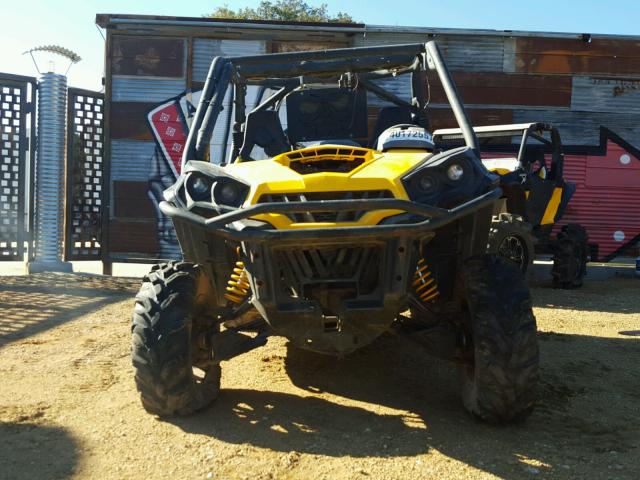 3JBKXLP1XBJ002153 - 2011 CAN-AM COMMANDER YELLOW photo 3