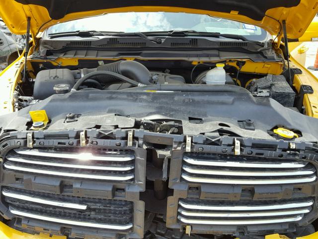 1C6RR7MT5GS348831 - 2016 RAM 1500 SPORT YELLOW photo 7