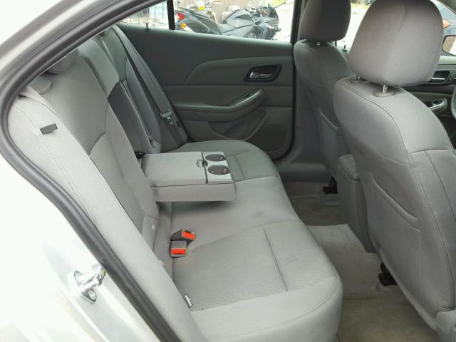 1G11B5SA3GF109831 - 2016 CHEVROLET MALIBU LIM 银色 照片 6