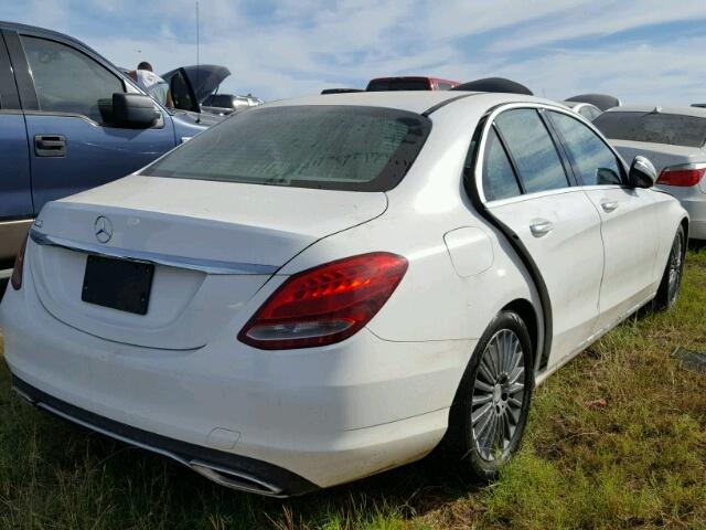 55SWF4JB3FU056491 - 2015 MERCEDES-BENZ C 300 WHITE photo 4