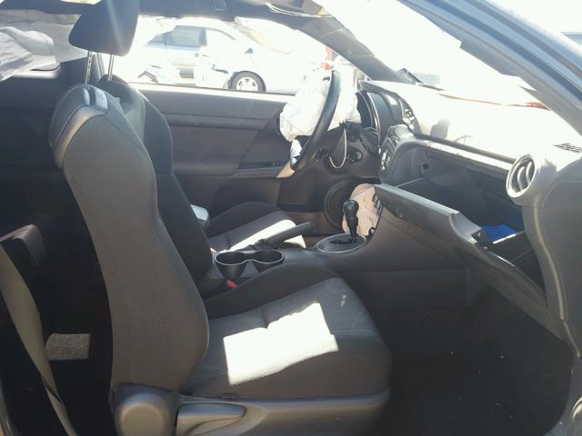 JTKJF5C71B3013908 - 2011 TOYOTA SCION TC 黑色 照片 5