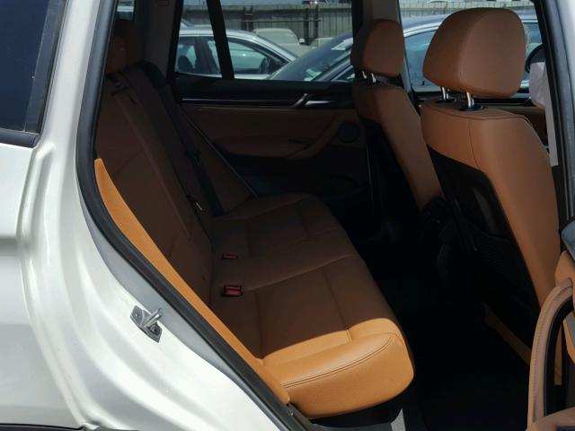 5UXWZ7C3XH0X41961 - 2017 BMW X3 SDRIVE2 WHITE photo 6