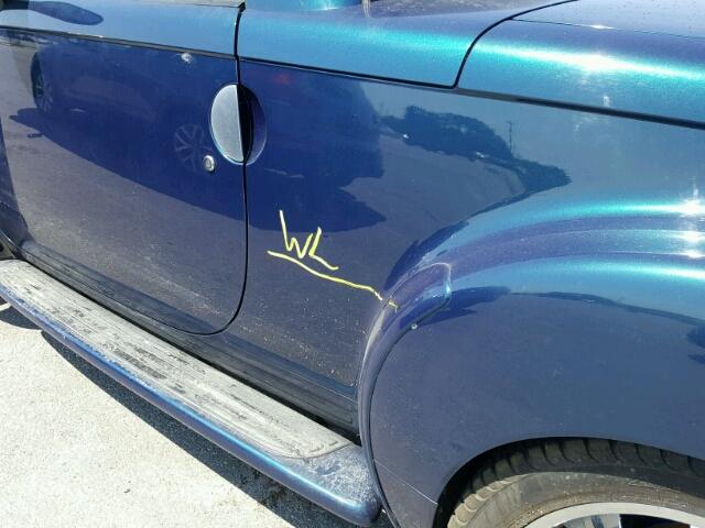 1GCES14H65B115395 - 2005 CHEVROLET SSR 蓝色 照片 9