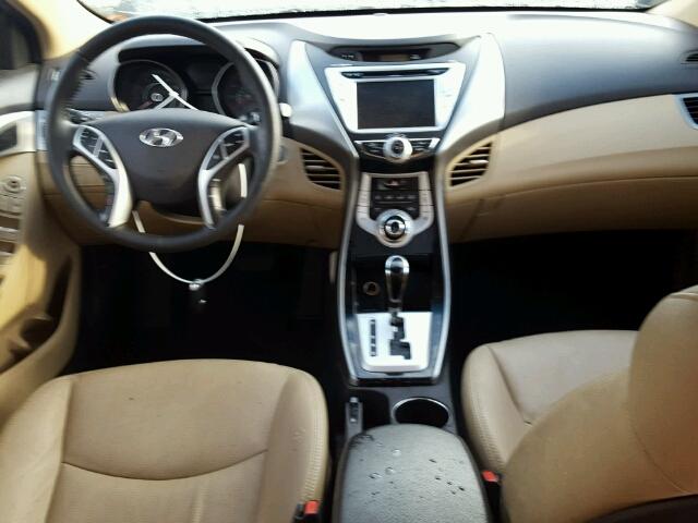 5NPDH4AE9CH140132 - 2012 HYUNDAI ELANTRA GL GRAY photo 9