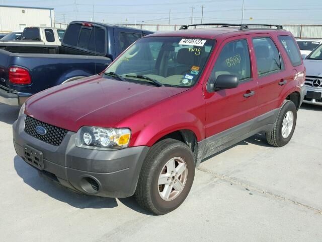 1FMCU02Z37KA61902 - 2007 FORD ESCAPE XLS RED photo 2