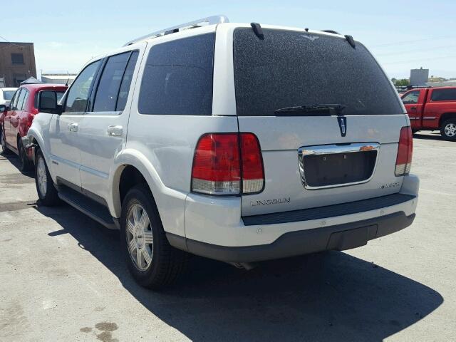 5LMEU88H84ZJ17774 - 2004 LINCOLN AVIATOR 白色 照片 3