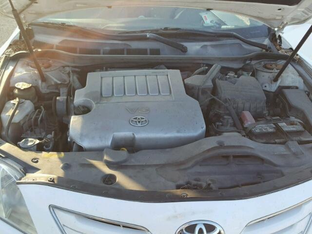 JTNBK46K873007740 - 2007 TOYOTA CAMRY NEW WHITE photo 7