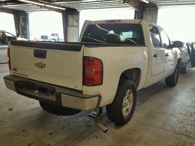 3GCPCSEA3BG227765 - 2011 CHEVROLET SILVERADO WHITE photo 4