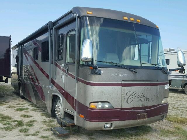 4UZAAHDC64CM76631 - 2004 FREIGHTLINER CHASSIS GRAY photo 1