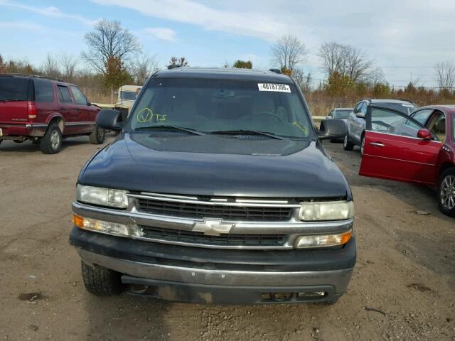 1GNEK13Z53J217663 - 2003 CHEVROLET TAHOE BLACK photo 10