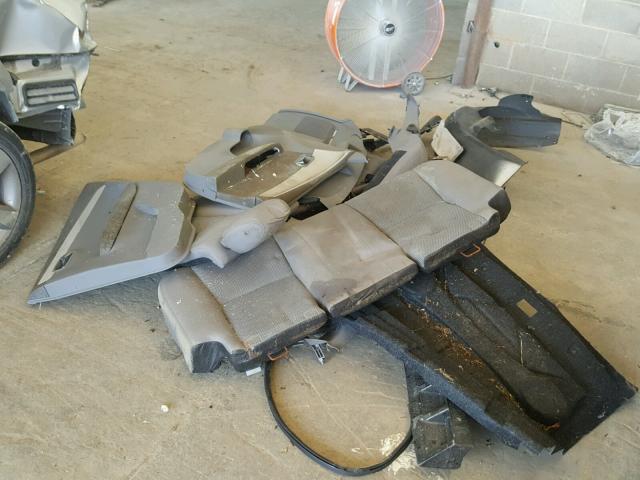 1G1ZC5E04CF127784 - 2012 CHEVROLET MALIBU 1LT ვერცხლისფერი ფოტო 9