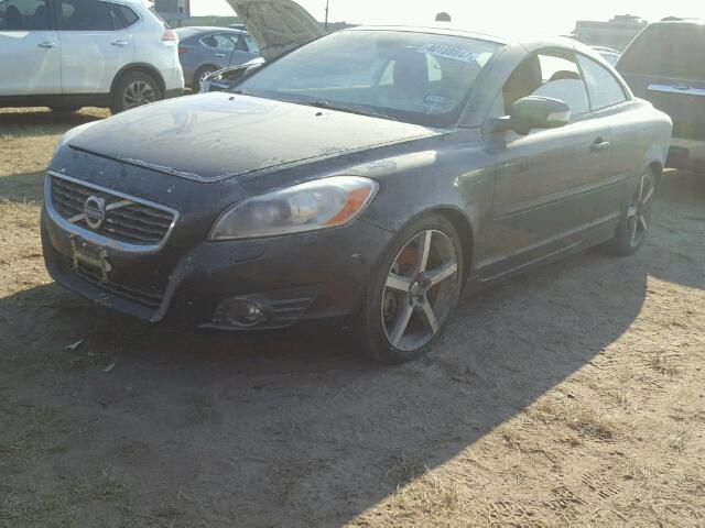 YV1672MC1CJ128424 - 2012 VOLVO C70 BLACK photo 2