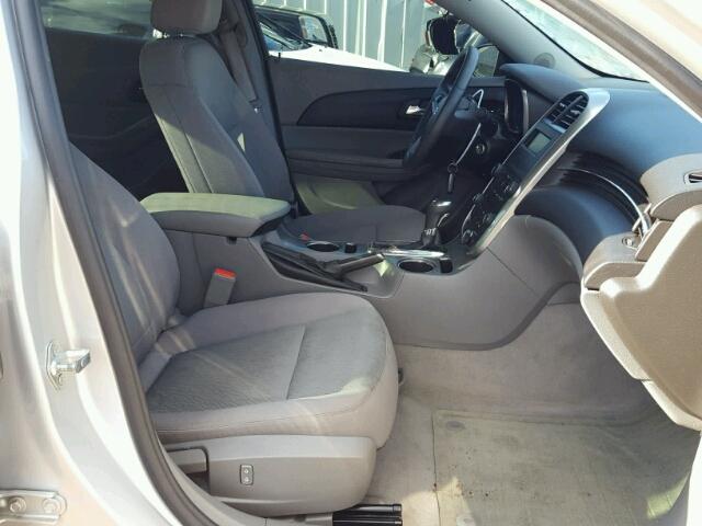 1G11B5SL2EF135769 - 2014 CHEVROLET MALIBU LS 银色 照片 5