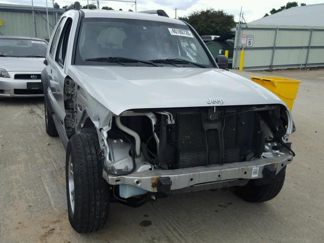 1J4GL38K05W726386 - 2005 JEEP LIBERTY RE SILVER photo 1