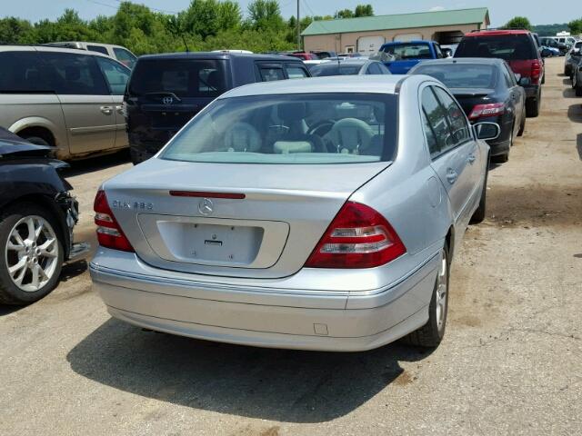 WDBRF54H47F876563 - 2007 MERCEDES-BENZ C 280 SILVER photo 4