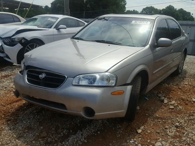 JN1CA31A11T311930 - 2001 NISSAN MAXIMA GXE SILVER photo 2