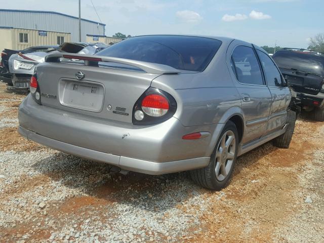 JN1CA31A11T311930 - 2001 NISSAN MAXIMA GXE SILVER photo 4