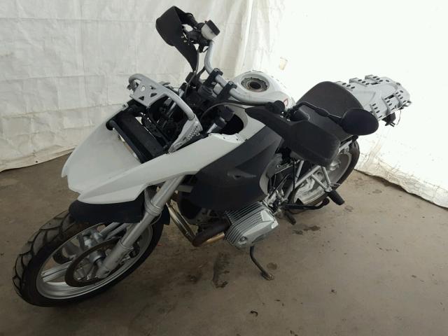 WB10317AX7ZR42250 - 2007 BMW R1200 GS WHITE photo 2