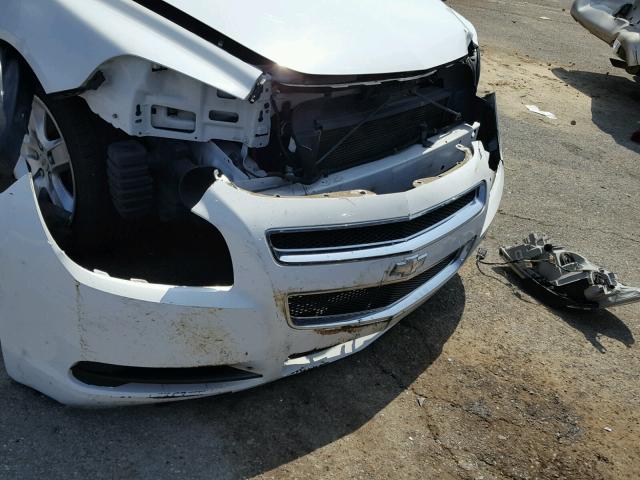1G1ZA5EU6CF155272 - 2012 CHEVROLET MALIBU LS WHITE photo 9