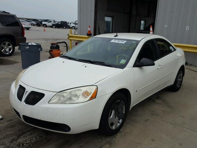 1G2ZF57B184115631 - 2008 PONTIAC G6 VALUE L WHITE photo 2