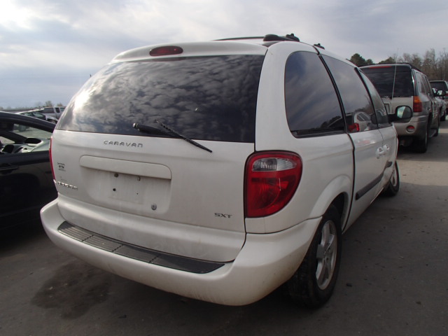 1D4GP45R76B561935 - 2006 DODGE CARAVAN SX WHITE photo 4