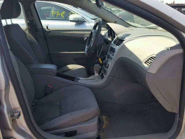 1G1ZA5E06CF289857 - 2012 CHEVROLET MALIBU LS Gümüş foto 5