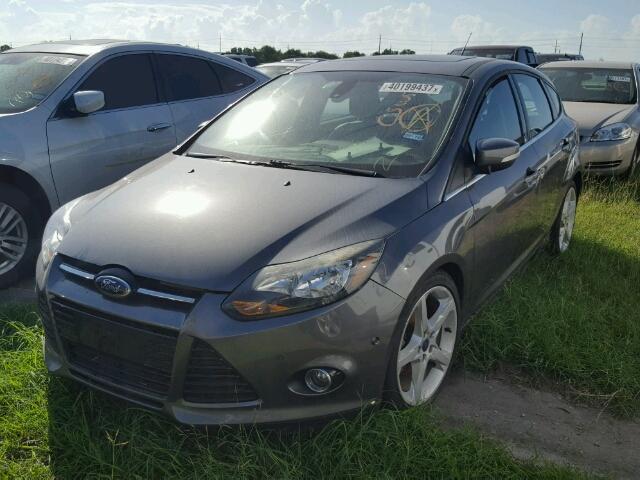 1FAHP3N20CL174279 - 2012 FORD FOCUS TITA GRAY photo 2