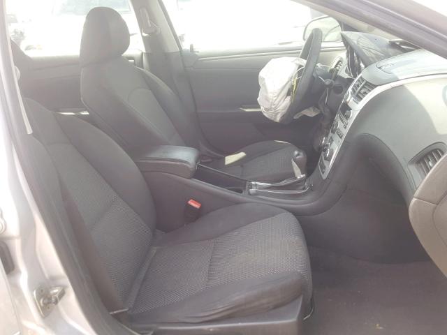 1G1ZC5EB1AF209566 - 2010 CHEVROLET MALIBU 1LT 银色 照片 5