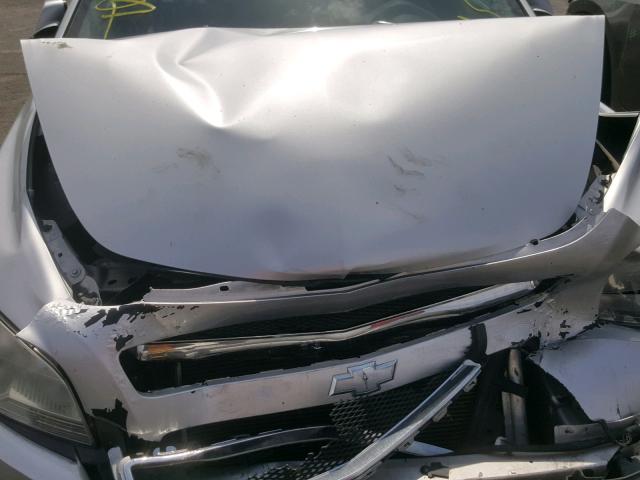 1G1ZC5EB1AF209566 - 2010 CHEVROLET MALIBU 1LT 银色 照片 7