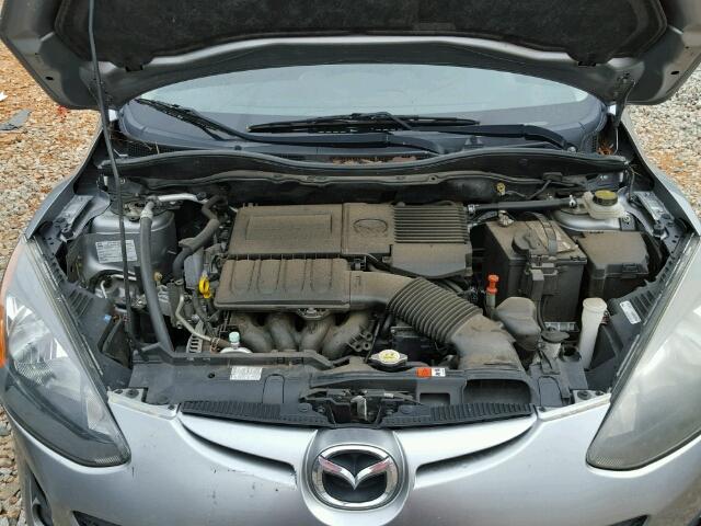 JM1DE1LY8D0164046 - 2013 MAZDA MAZDA2 SILVER photo 7