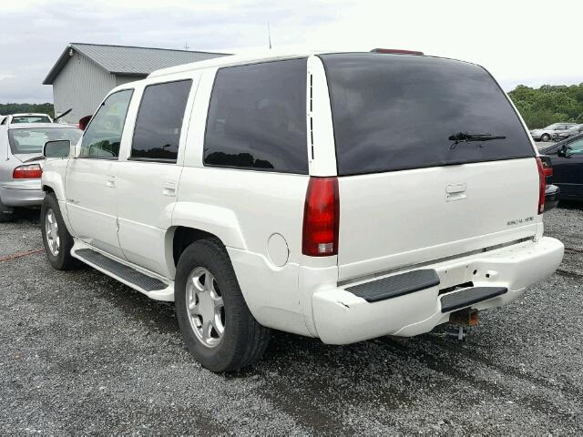 1GYEK13R9YR160041 - 2000 CADILLAC ESCALADE WHITE photo 3