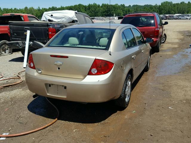 1G1AK52F657620260 - 2005 CHEVROLET COBALT GOLD photo 4