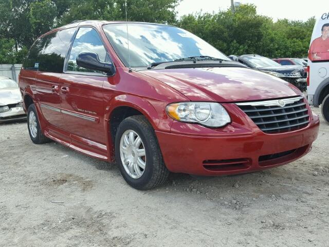 2A4GP54L26R915145 - 2006 CHRYSLER TOWN & COU RED photo 1