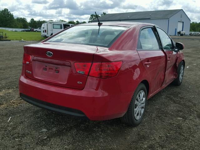 KNAFU4A25D5730417 - 2013 KIA FORTE EX RED photo 4