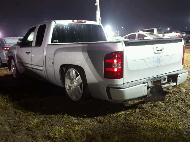 1GCSCSE03AZ282376 - 2010 CHEVROLET SILVERADO SILVER photo 3