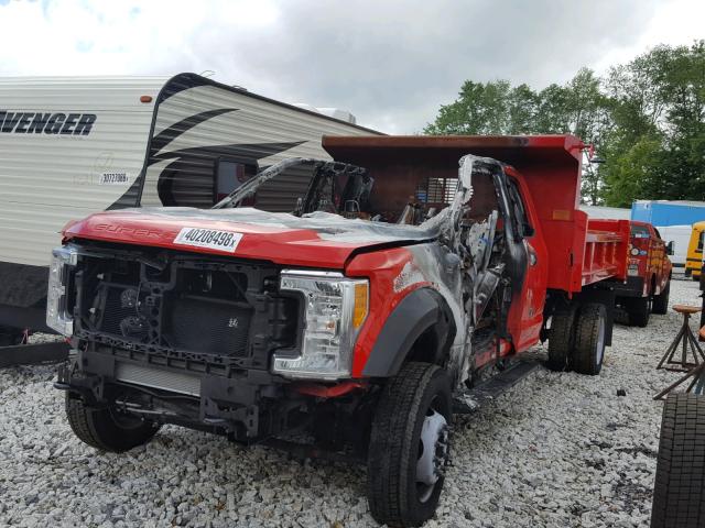 1FD0X4GT9HED73115 - 2017 FORD F450 SUPER RED photo 2