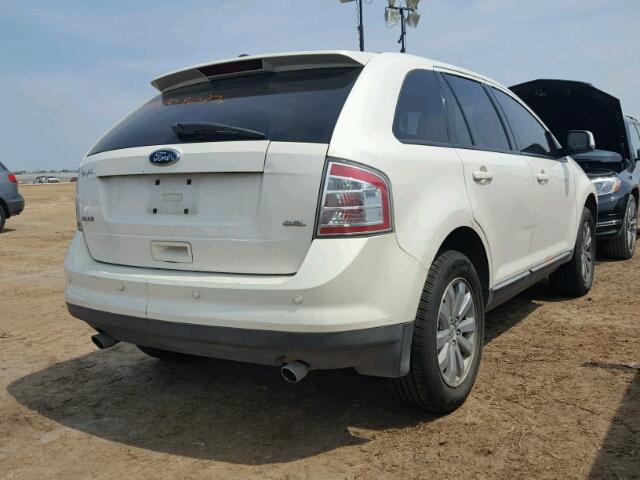 2FMDK38C58BA43900 - 2008 FORD EDGE SEL WHITE photo 4