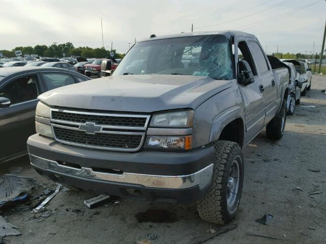 1GCHK23D27F135561 - 2007 CHEVROLET SILVERADO GRAY photo 2