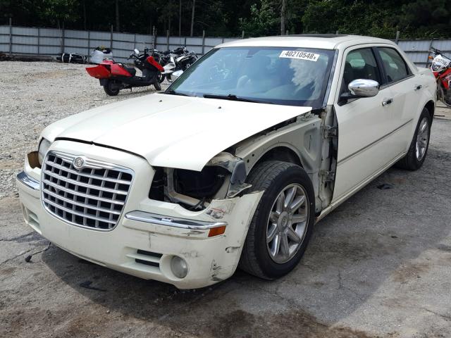 2C3LA63H96H189142 - 2006 CHRYSLER 300C WHITE photo 2