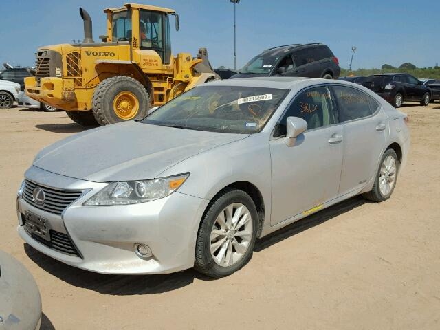 JTHBW1GG9E2058070 - 2014 LEXUS ES SILVER photo 2