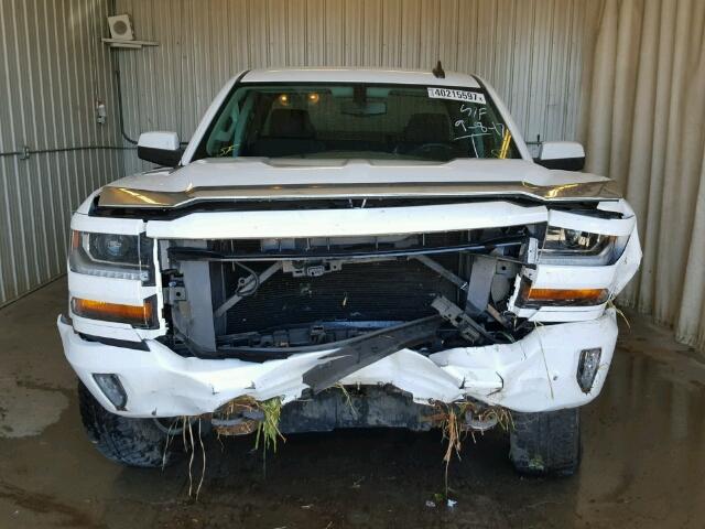 1GCVKREC9GZ227877 - 2016 CHEVROLET SILVERADO WHITE photo 9