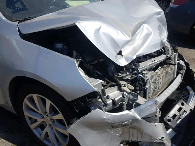 1G11E5SA1GF113187 - 2016 CHEVROLET MALIBU LIM 银色 照片 9