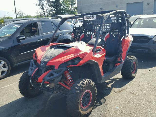 3JBPXAP29FJ000645 - 2015 CAN-AM MAVERICK 1 ORANGE photo 2