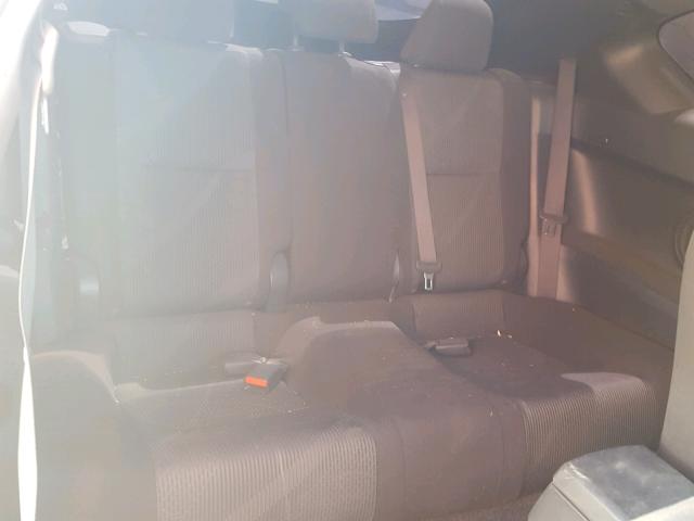 JTKJF5C79B3022680 - 2011 TOYOTA SCION TC 银色 照片 6