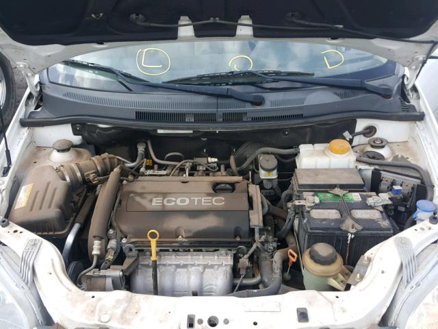 KL1TD6DE0BB115870 - 2011 CHEVROLET AVEO LS WHITE photo 7