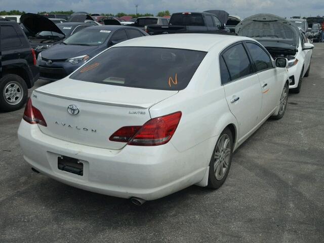 4T1BK36BX8U262671 - 2008 TOYOTA AVALON XL WHITE photo 4