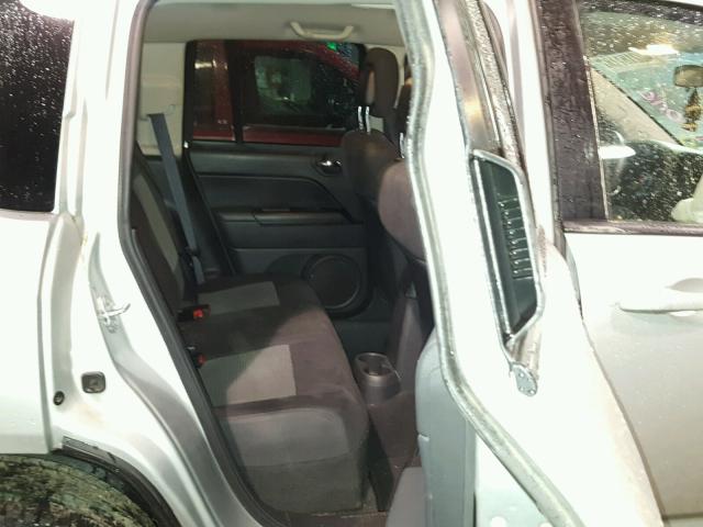 1J4NT1FBXBD256535 - 2011 JEEP COMPASS SP SILVER photo 6