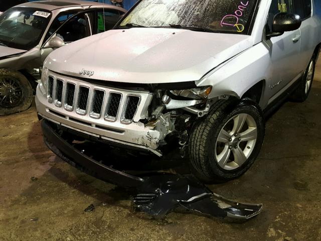 1J4NT1FBXBD256535 - 2011 JEEP COMPASS SP SILVER photo 9