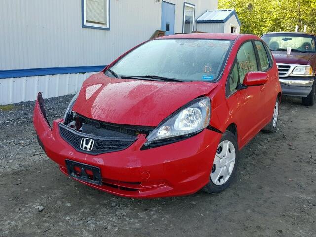 JHMGE8H34CC007810 - 2012 HONDA FIT RED photo 2